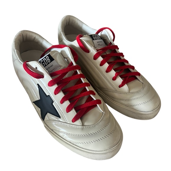 Golden Goose Men's Beige Sneakers with Red Accents - Picture 1 of 14